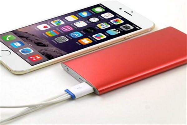 通信終端設(shè)備支撐下的小鳥共享充電寶 便捷與技術(shù)的融合